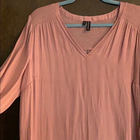 Blush blouse - Picture 2 of 4